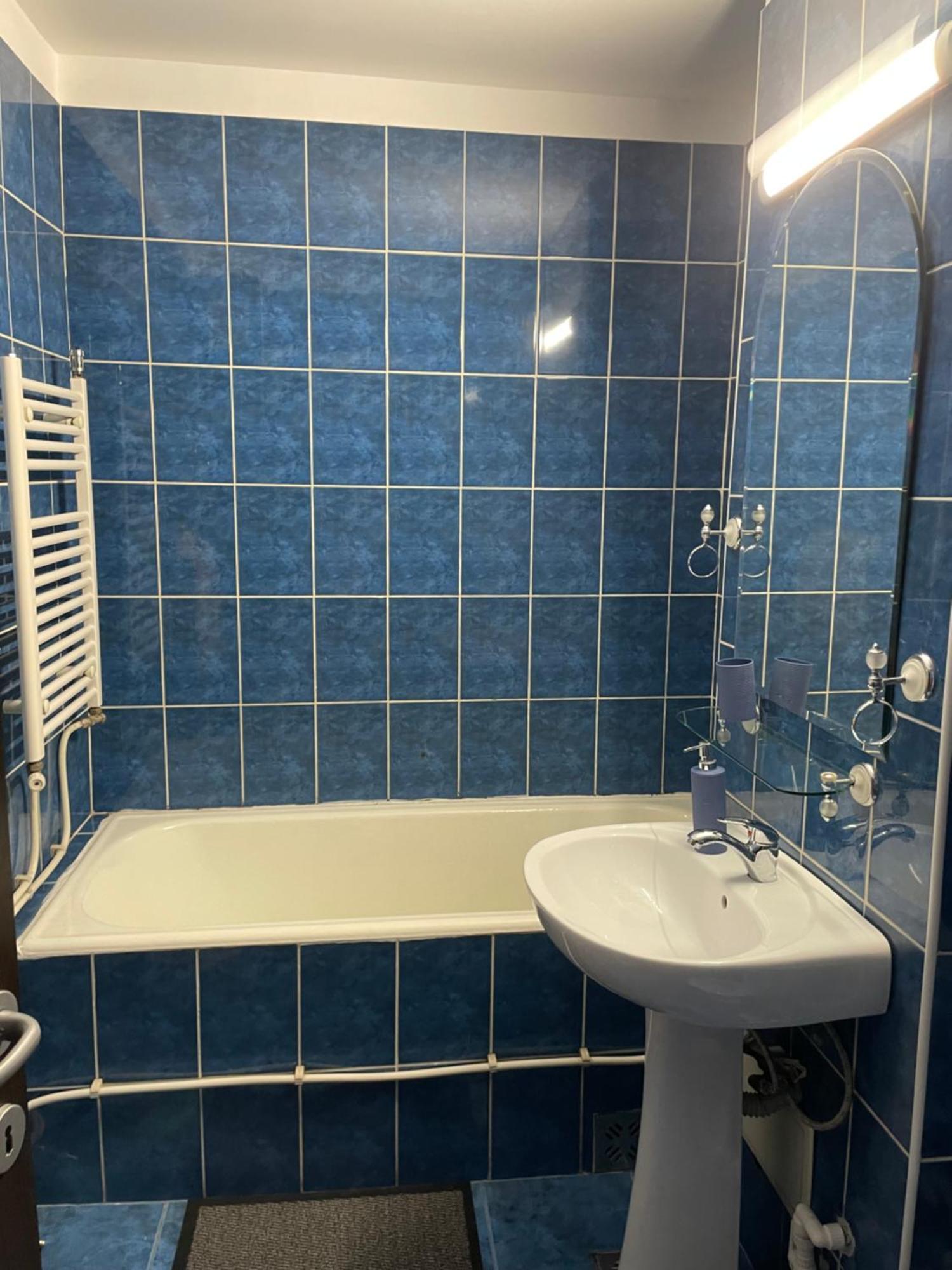 Apartament Petroşani Extérieur photo